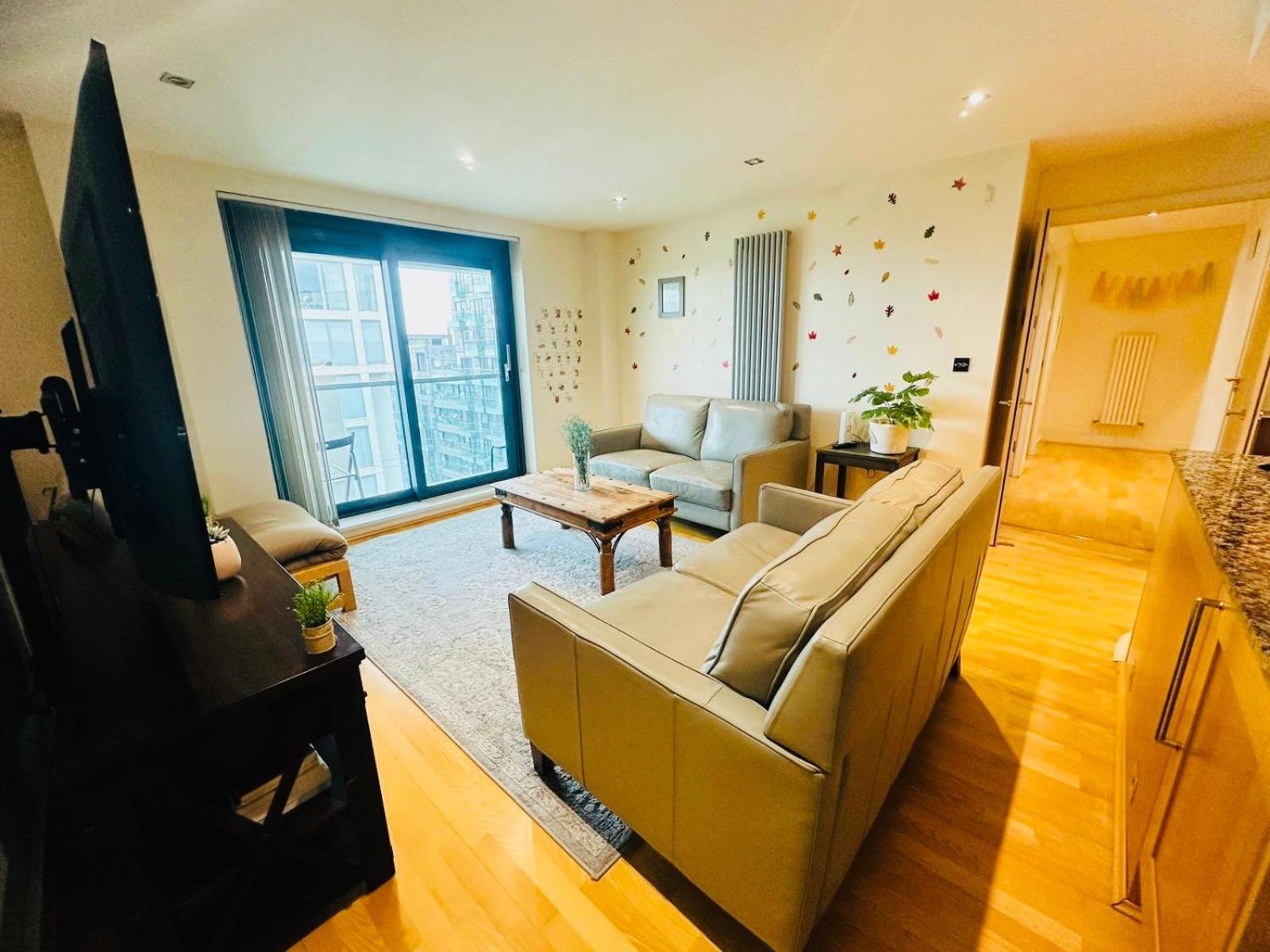 Modern 2Bed 2Bath Apartment Canary Wharf - Upto 5 Person London Ngoại thất bức ảnh
