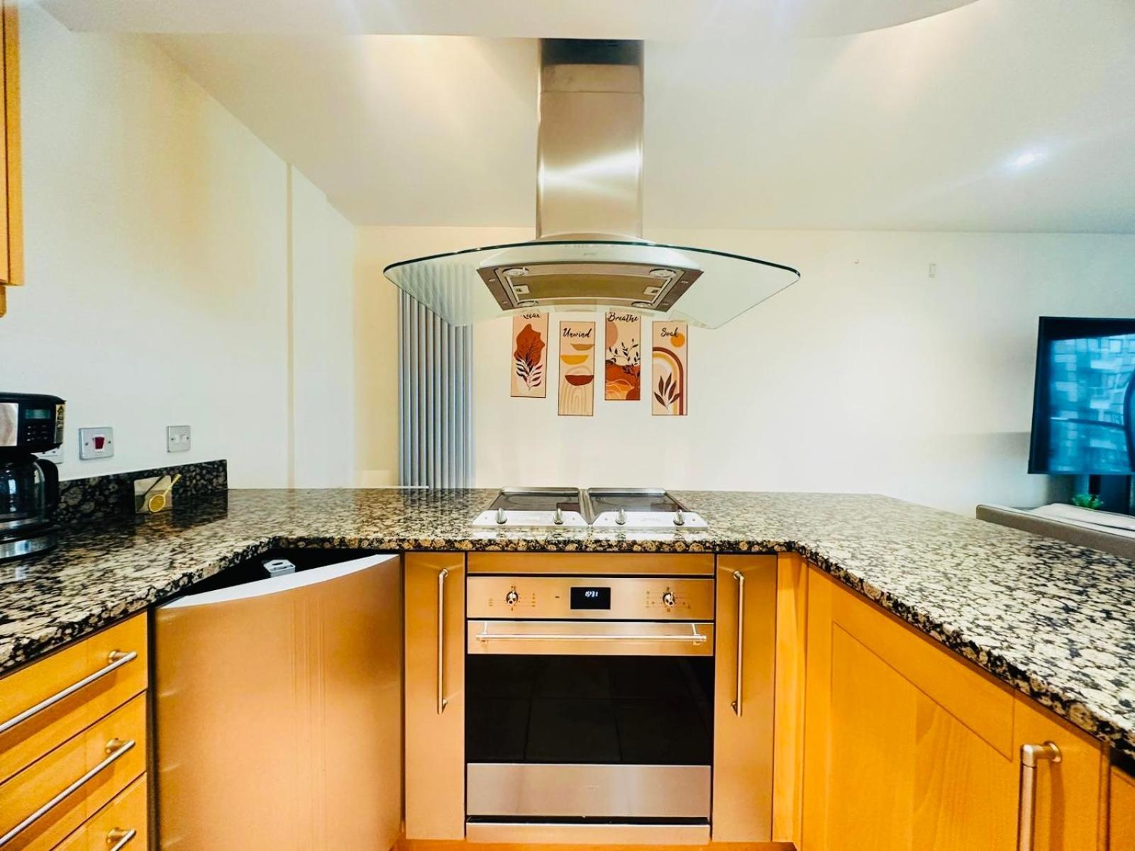 Modern 2Bed 2Bath Apartment Canary Wharf - Upto 5 Person London Ngoại thất bức ảnh